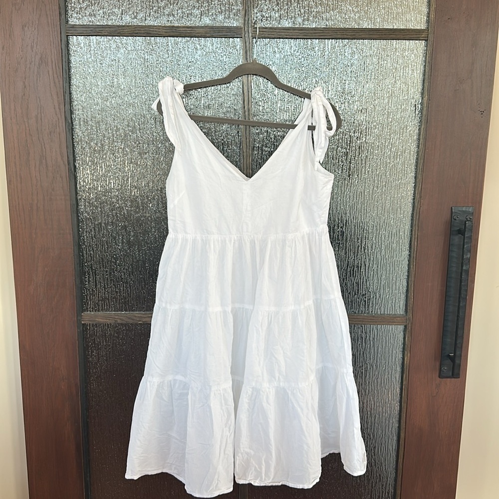 Peter Som 
White Tiered Dress size 10 - Picture 5 of 10